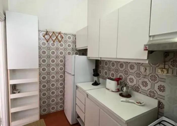 Maison Leone Iv 22